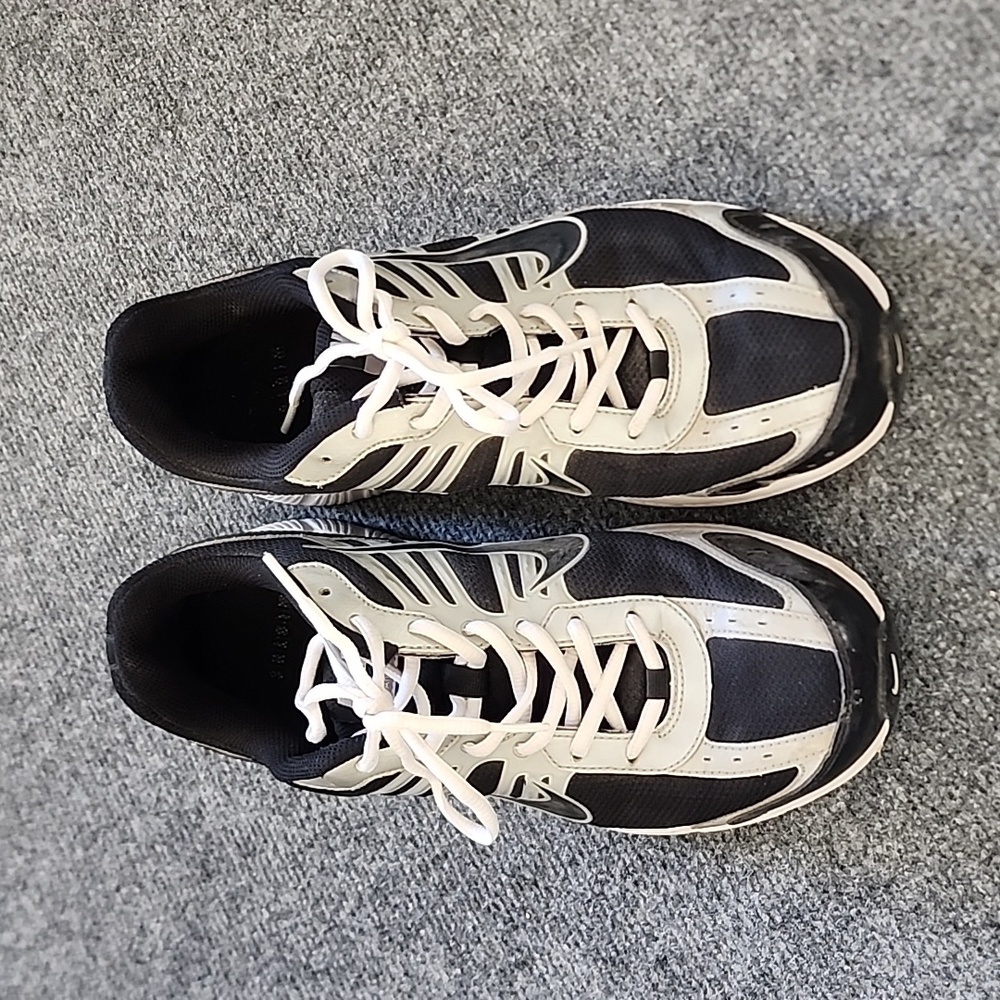 Men's Tennis Shoes
